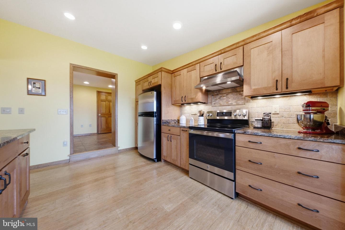 1002 N Main Street photo 23