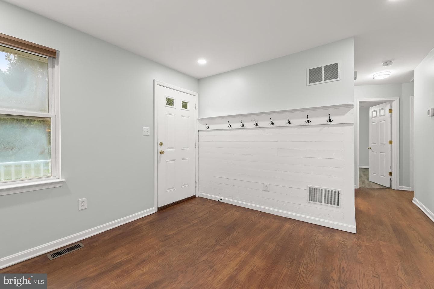 7002 Bristol Place photo 14