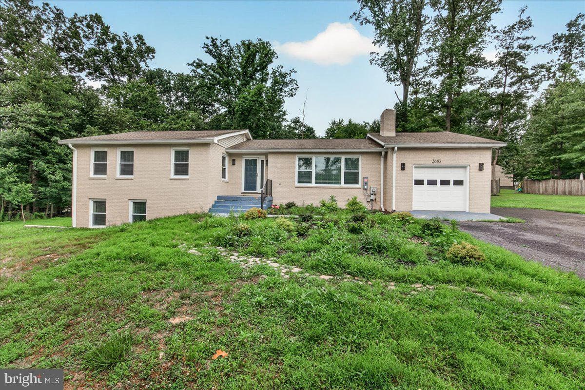 2683 Walston Road, Mount Airy