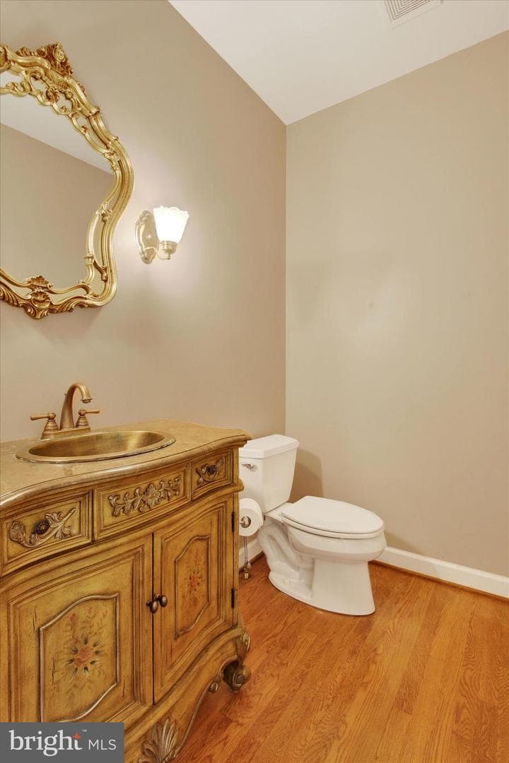 3088 Fenwick Drive photo 26