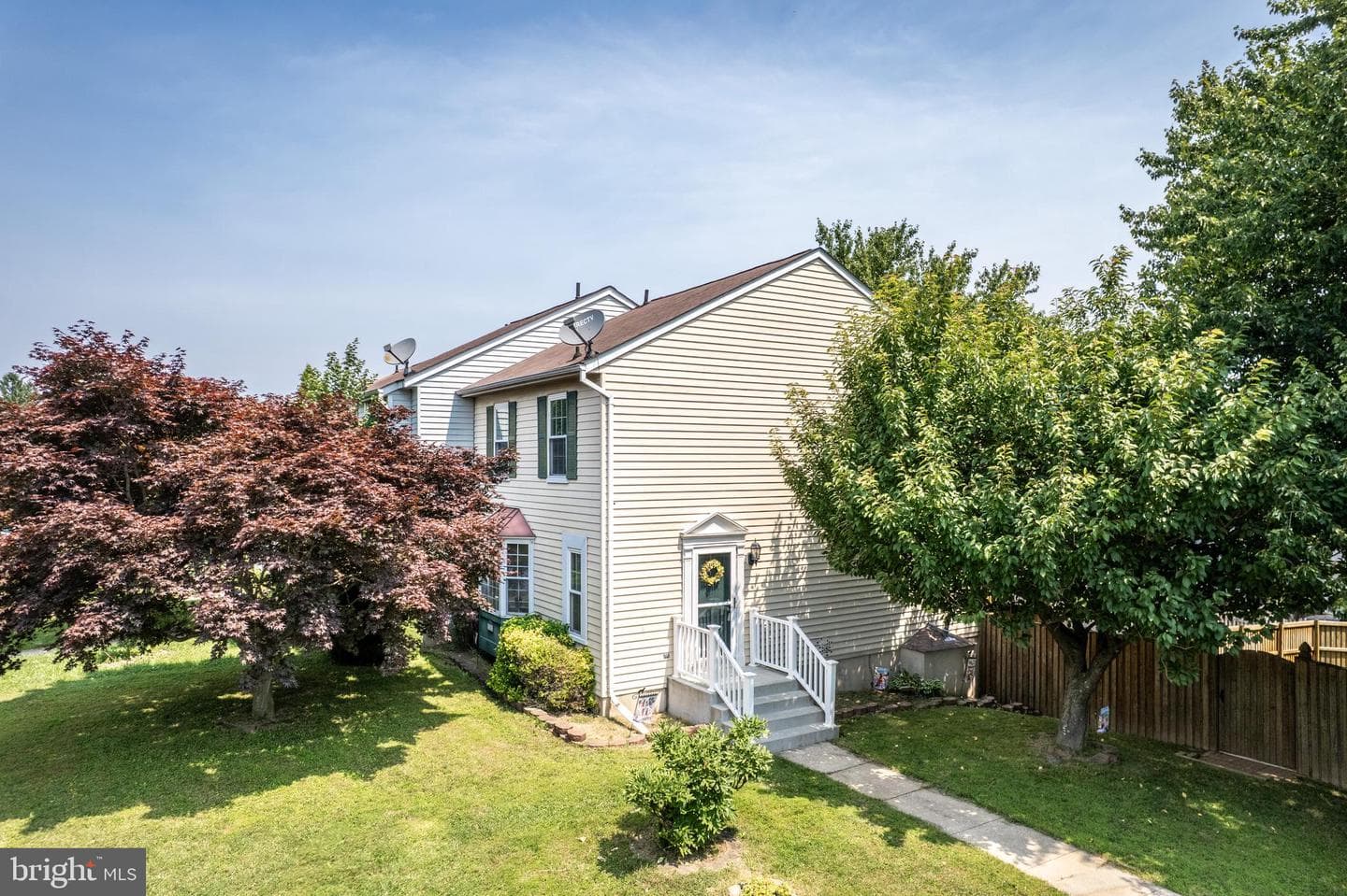 737 Clearview Avenue, Hampstead