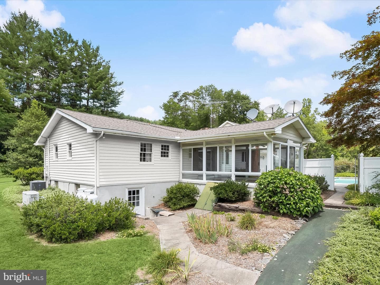 3835 Rinehart Road photo 42