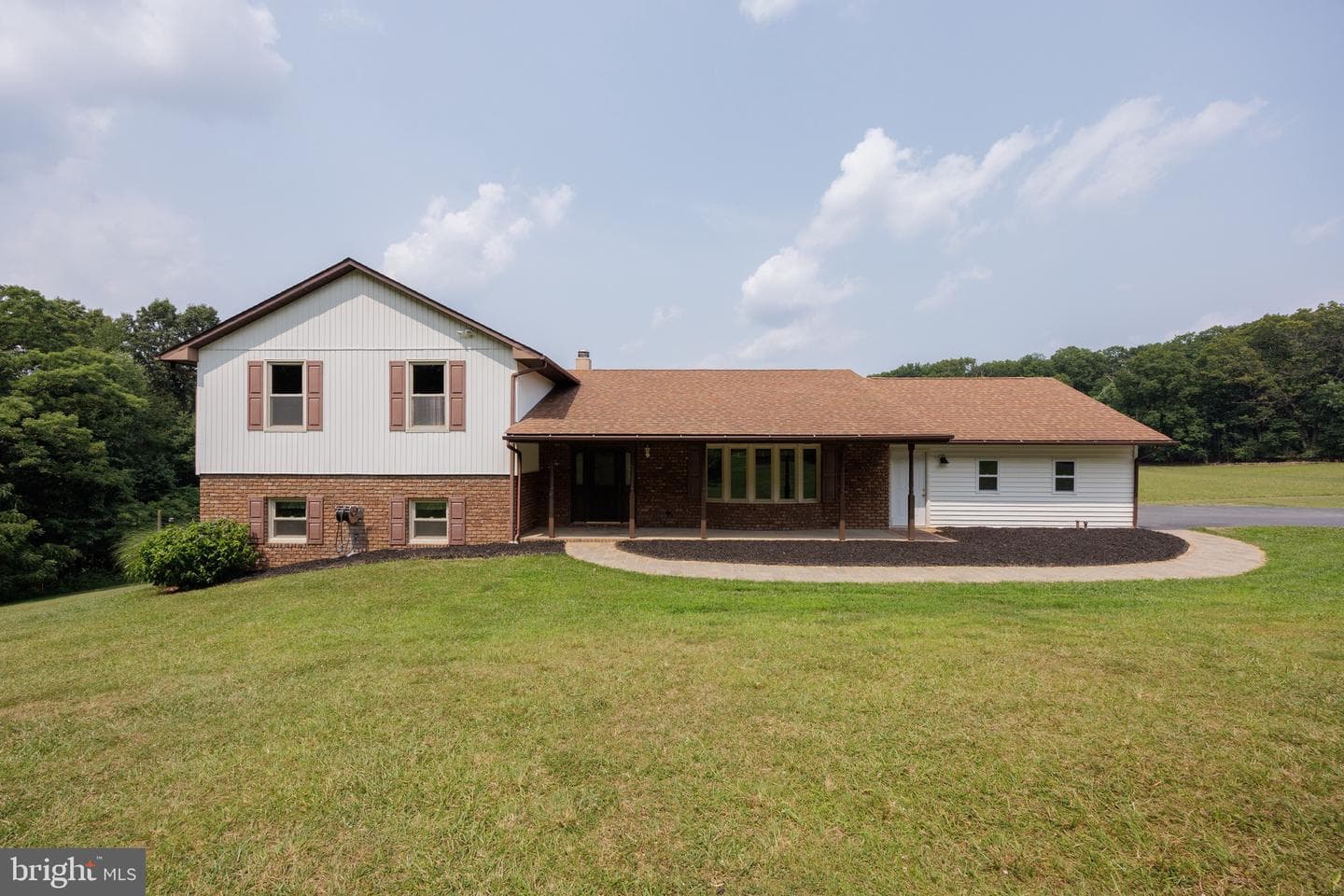 1951 Albert Rill Road photo 1