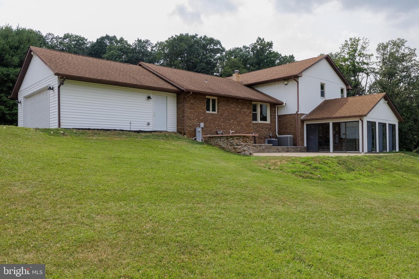 1951 Albert Rill Road photo 55