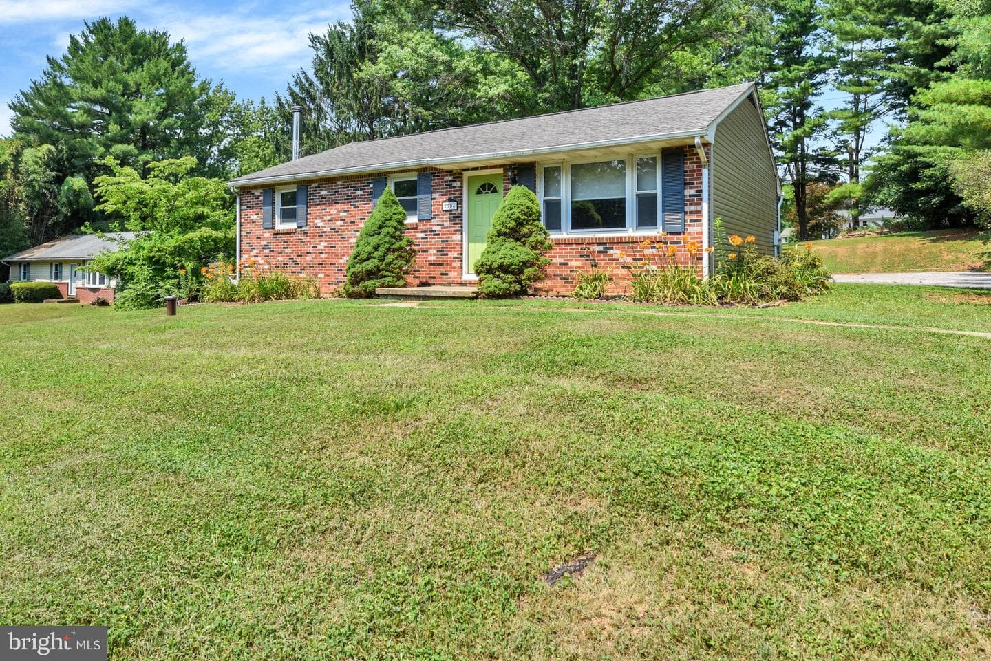 2504 Fairmount Road, Hampstead