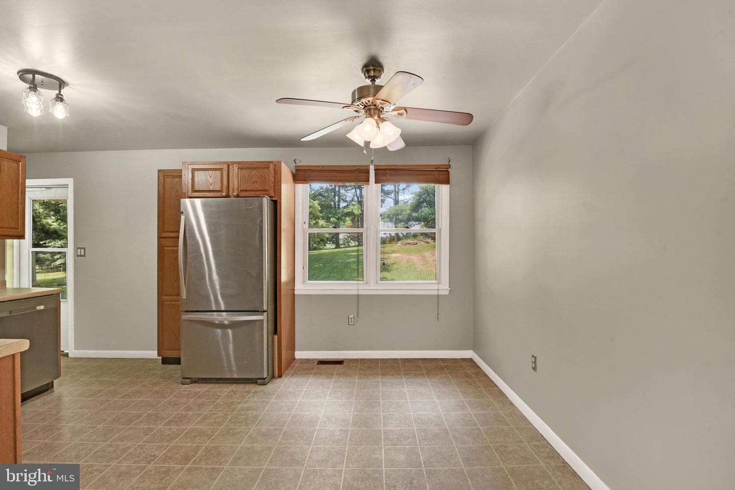 2504 Fairmount Road photo 6