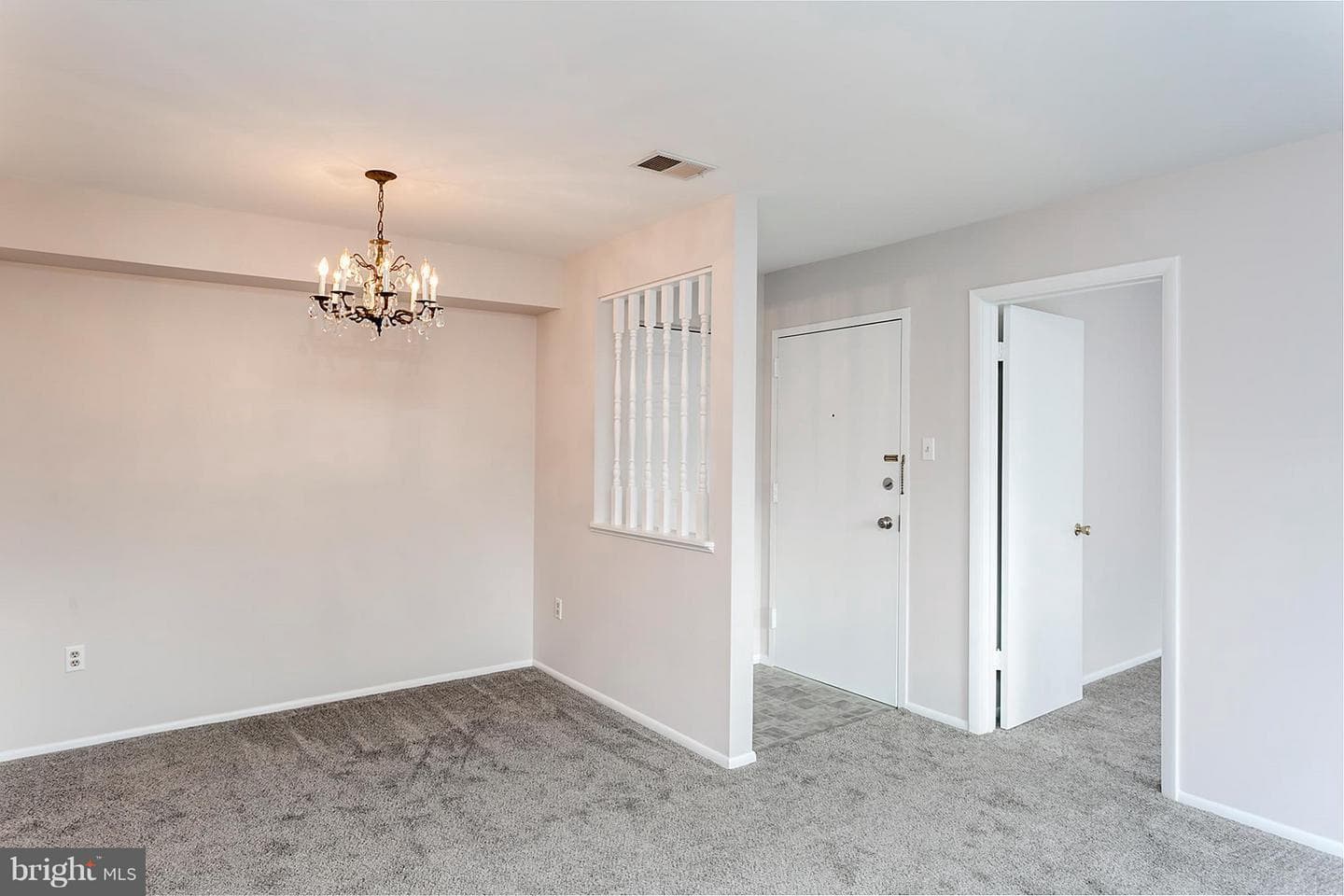 4240 Crystal Court #3c photo 4