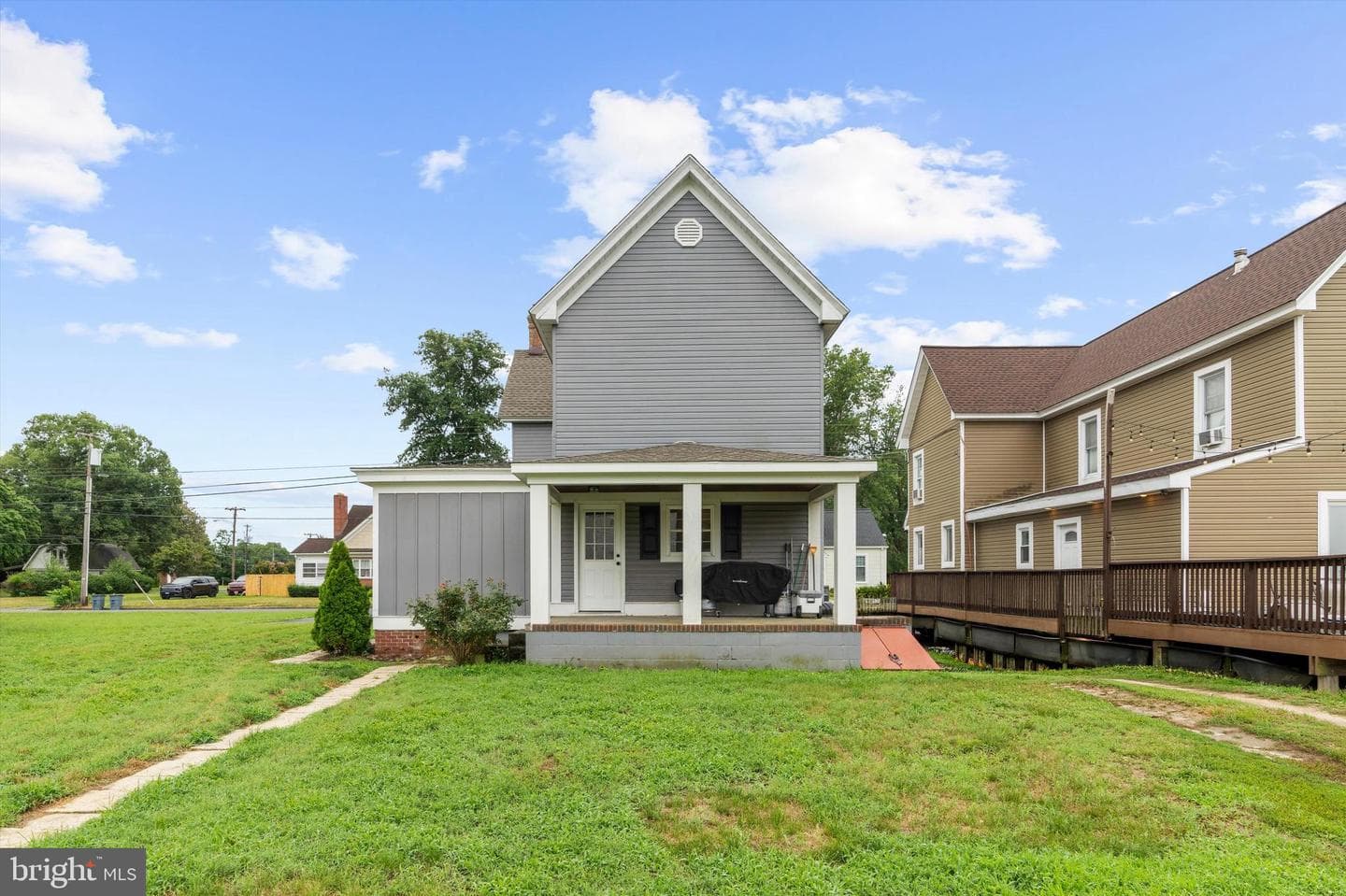 201 Oak Street photo 39