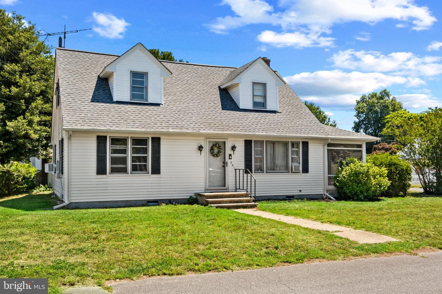 301 Wrights Avenue photo 2