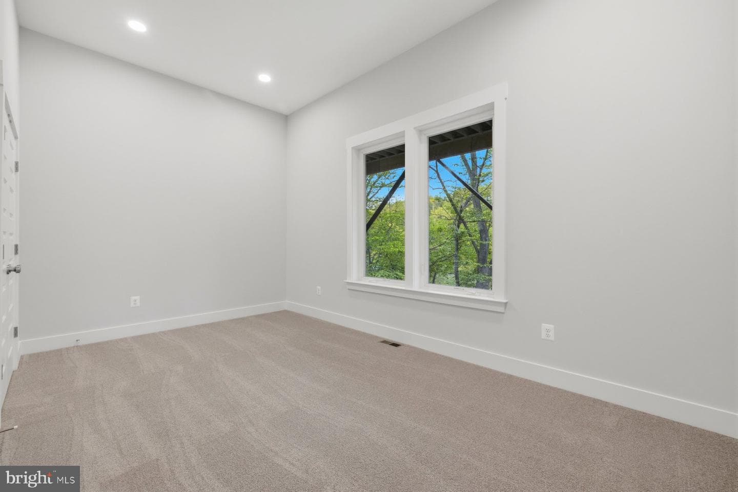 6721 Balmoral Overlook photo 38