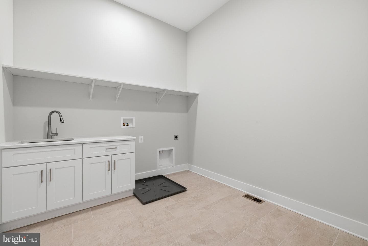 6721 Balmoral Overlook photo 47