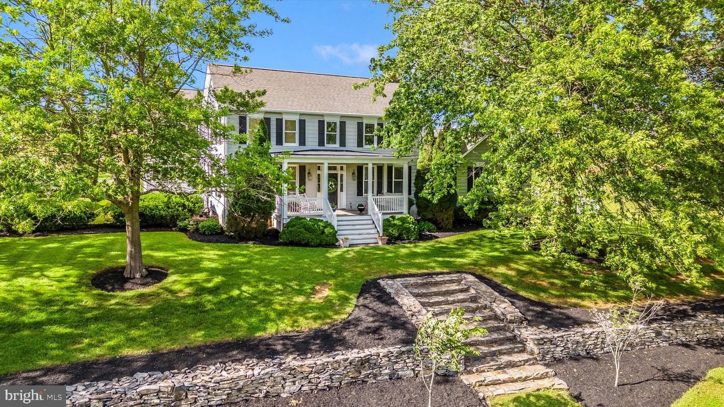 8423 Yellow Springs Rd. photo 2