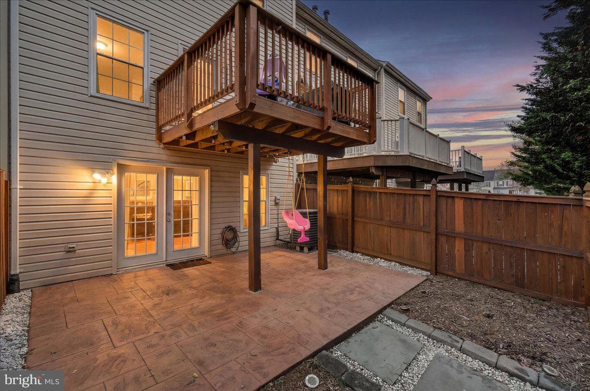 7093 Gresham Court W photo 36