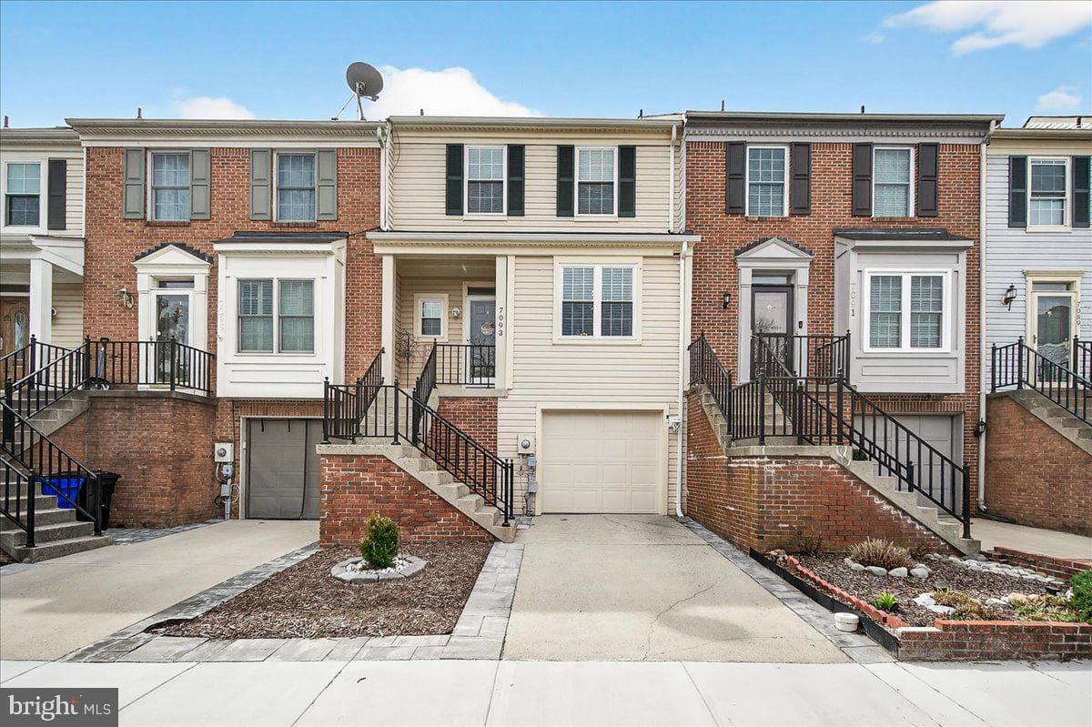 7093 Gresham Court W photo 56