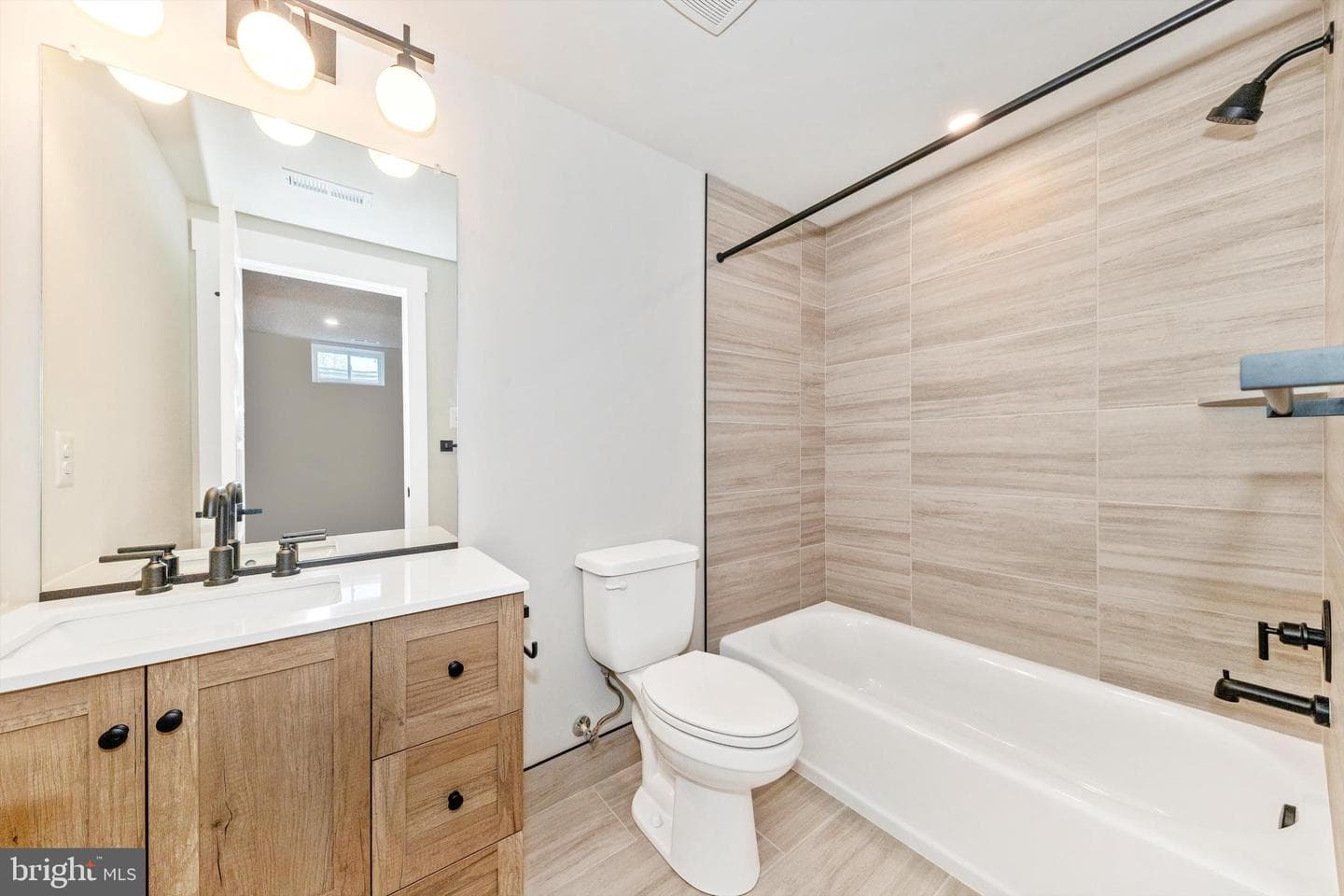 9713 Woodlake Place photo 39