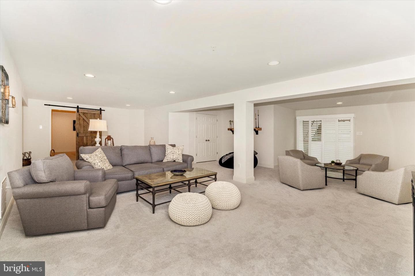 520 Isaac Russell Street photo 31