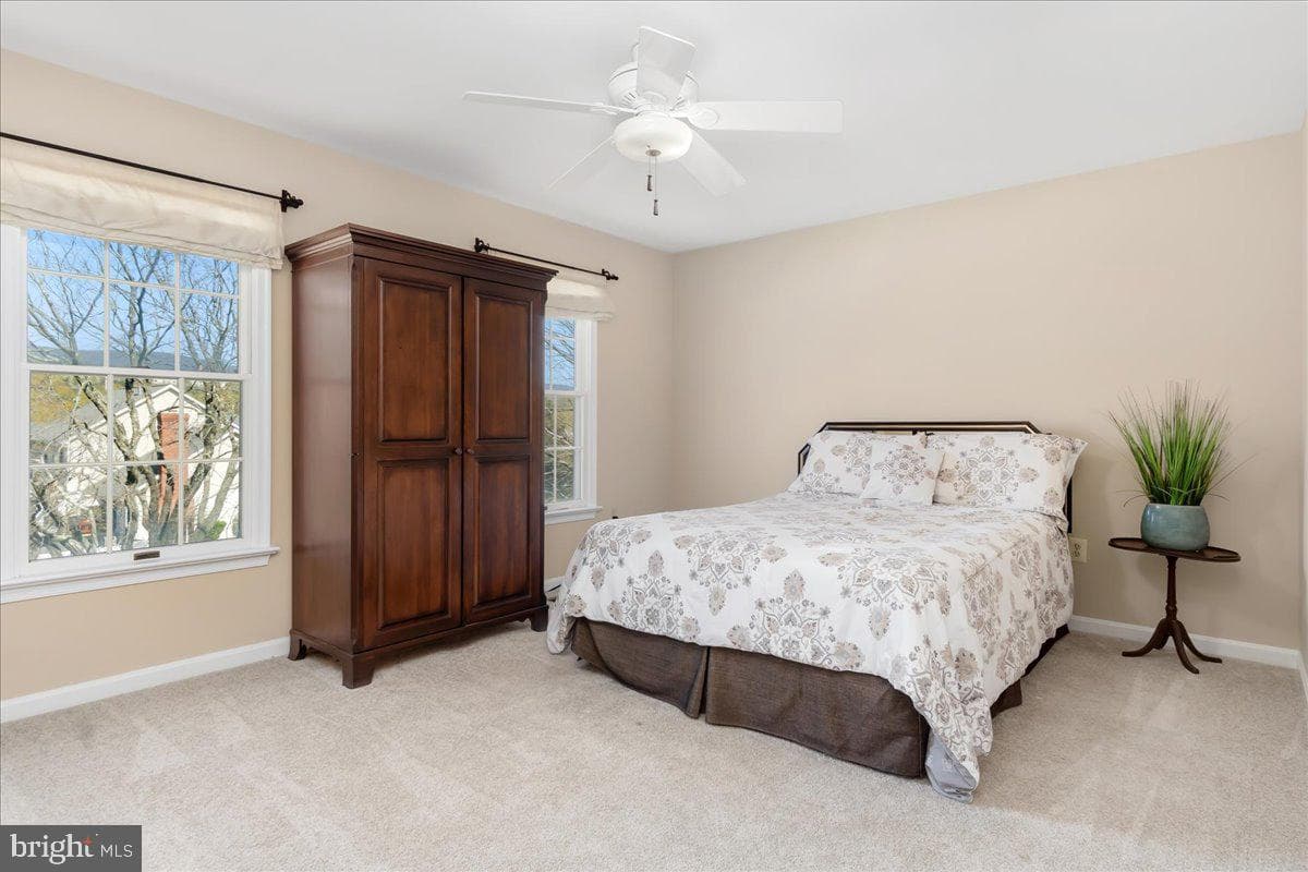 2110 Foxfield photo 26