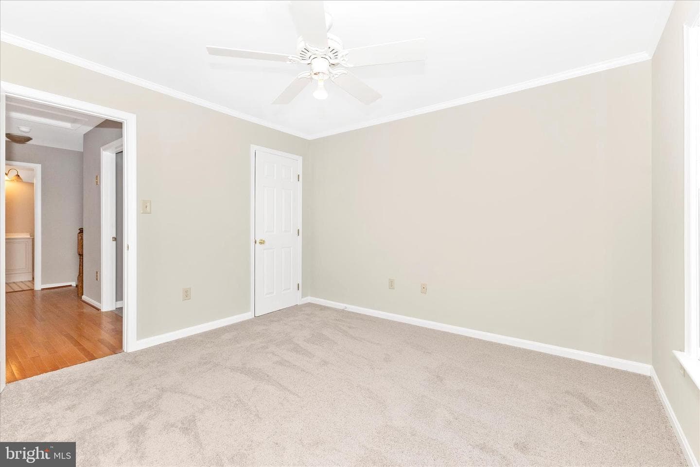 302 Holleybrooke Court photo 31