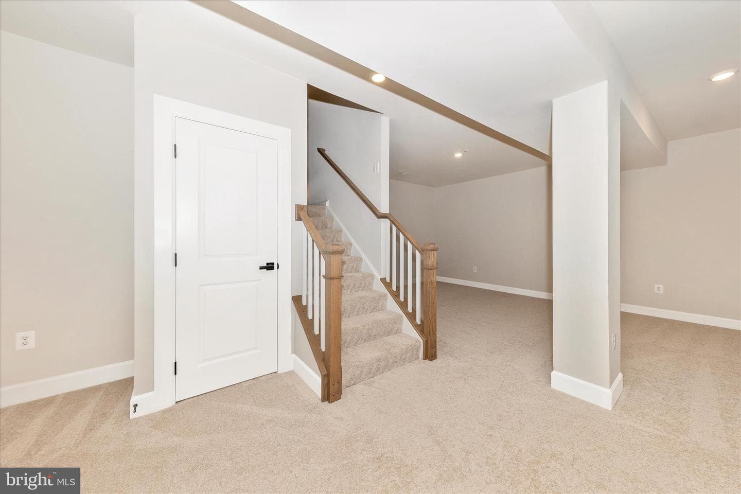 413 Bucklebury Lane photo 37