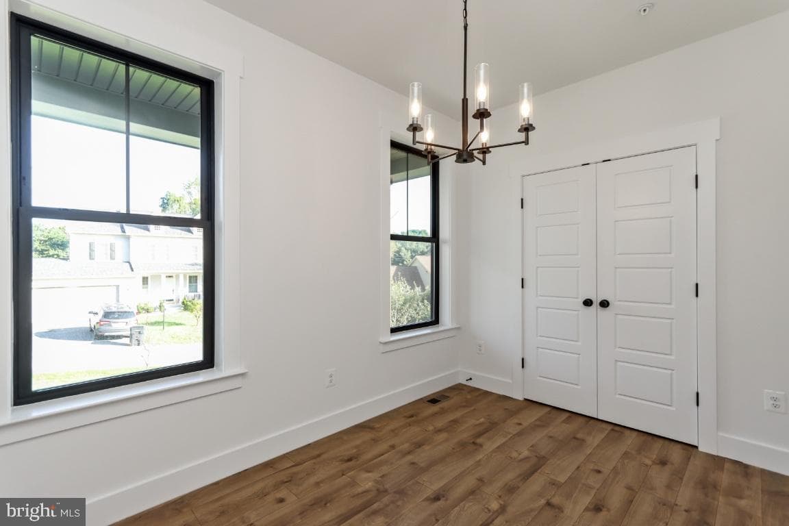 6804 Oakledge Court photo 5