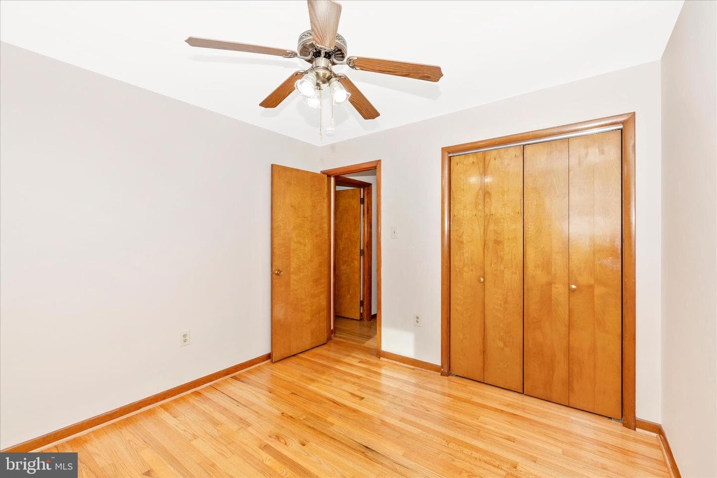 10223 Liberty Road photo 27