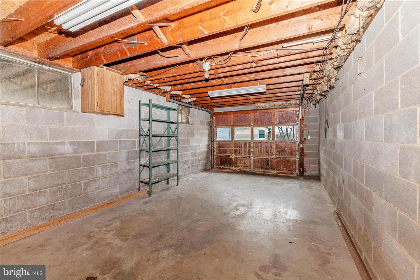 10223 Liberty Road photo 38