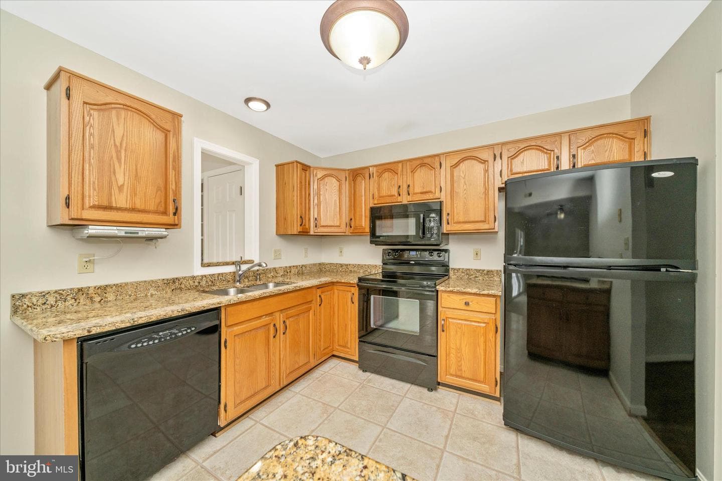 2181 E Greenleaf Drive photo 15