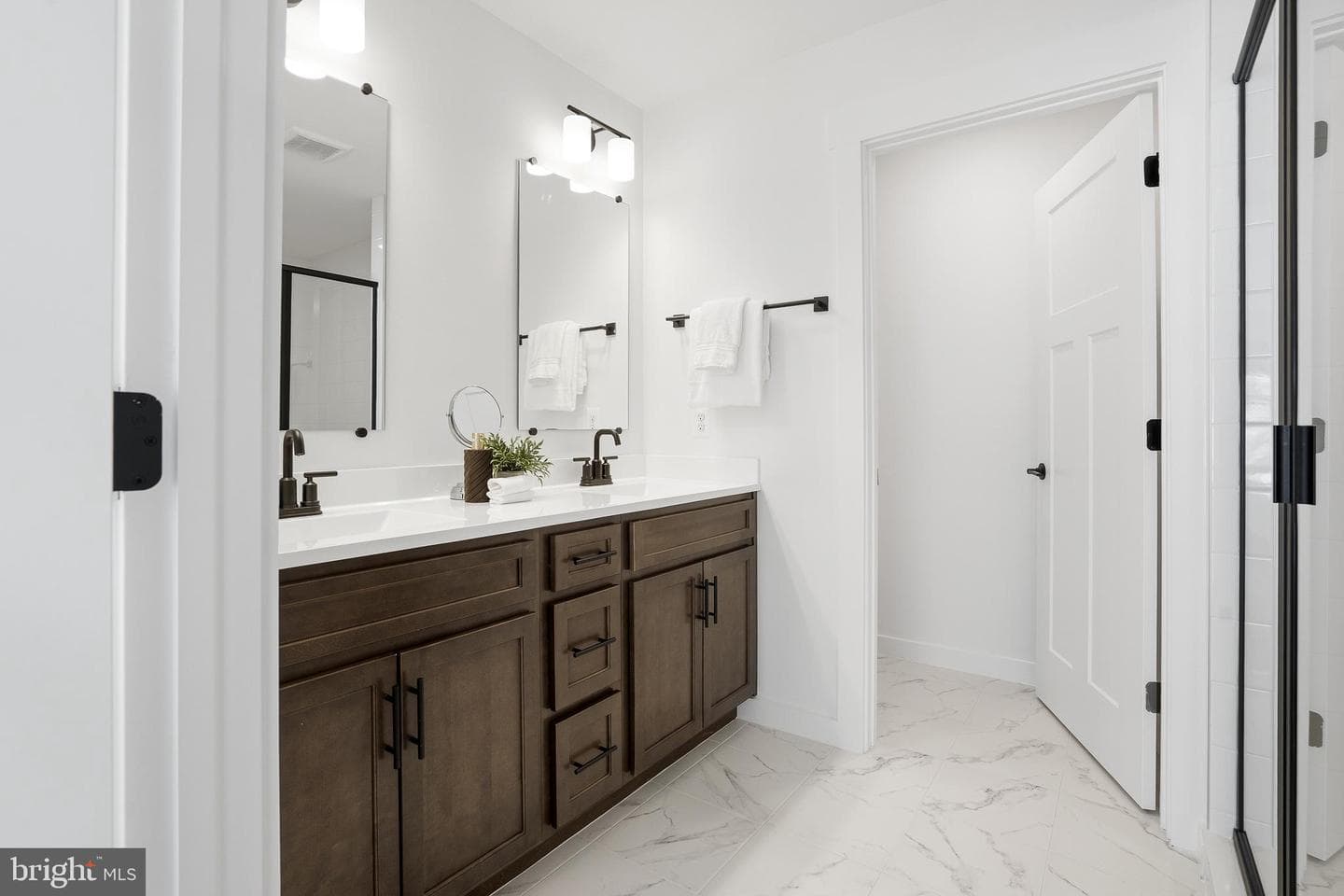 26 Walnut Street photo 27