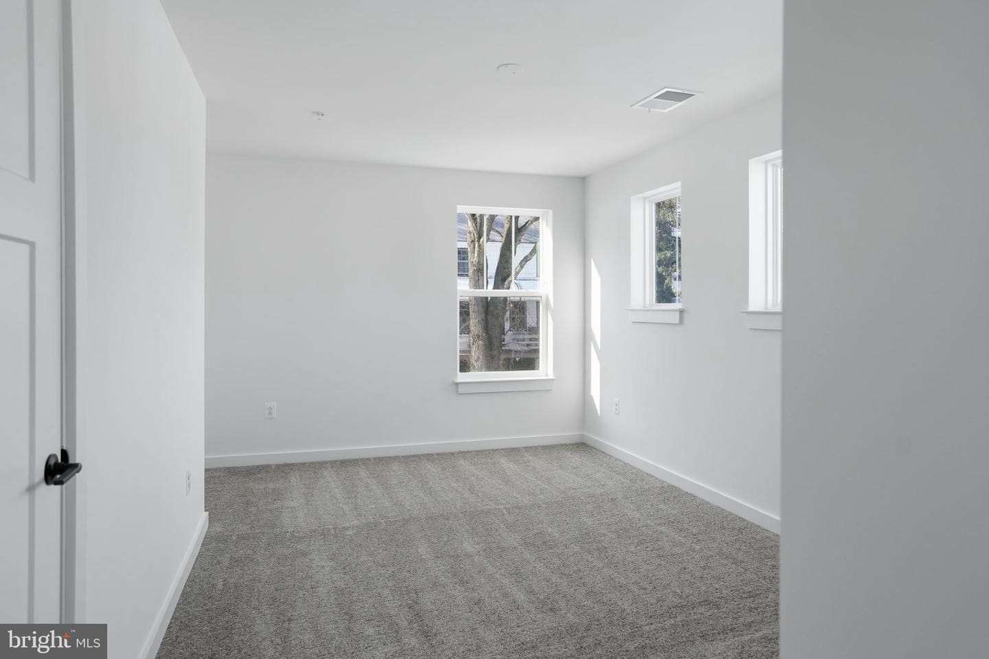 26 Walnut Street photo 32