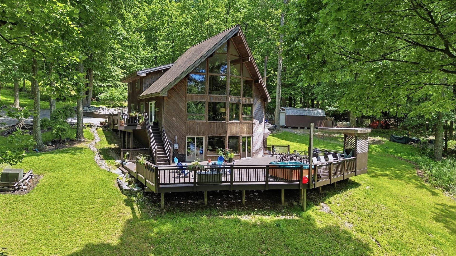 8939 Hawbottom Road, Middletown