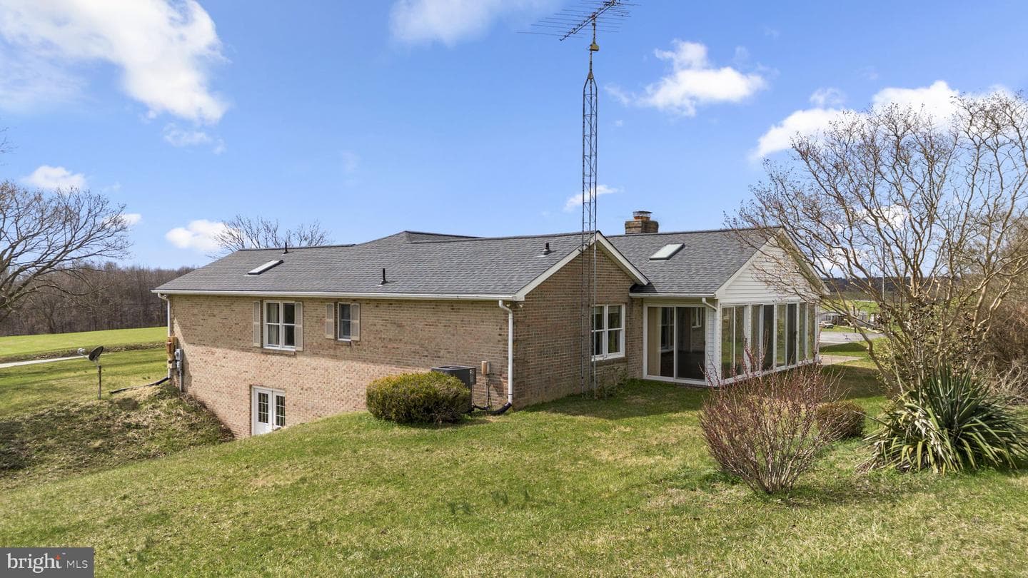 9224 Ball Road photo 2