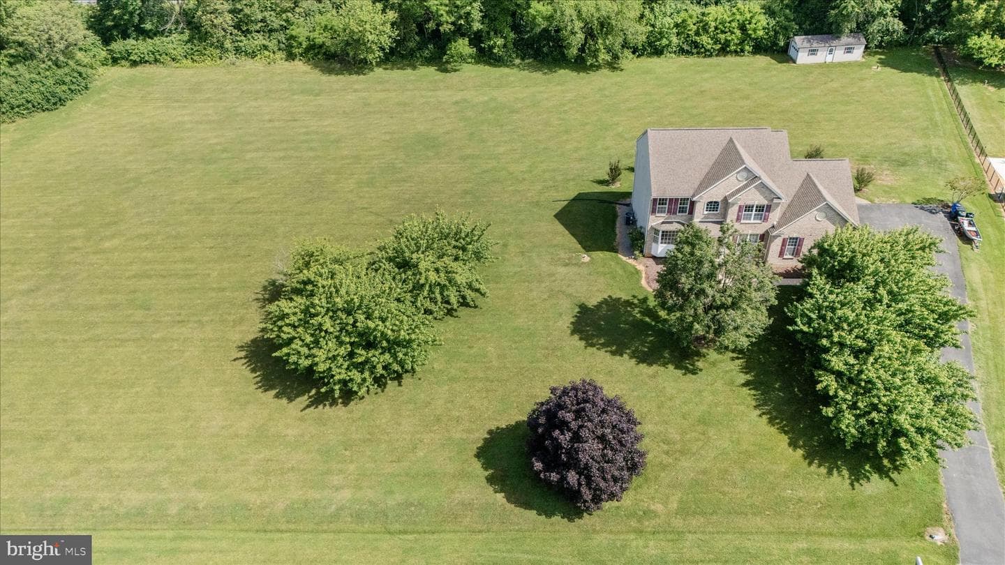 3810 Roundtree Road