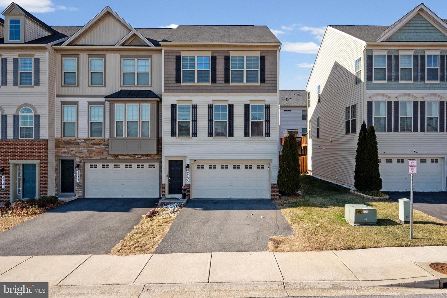 4735 Verdana Loop