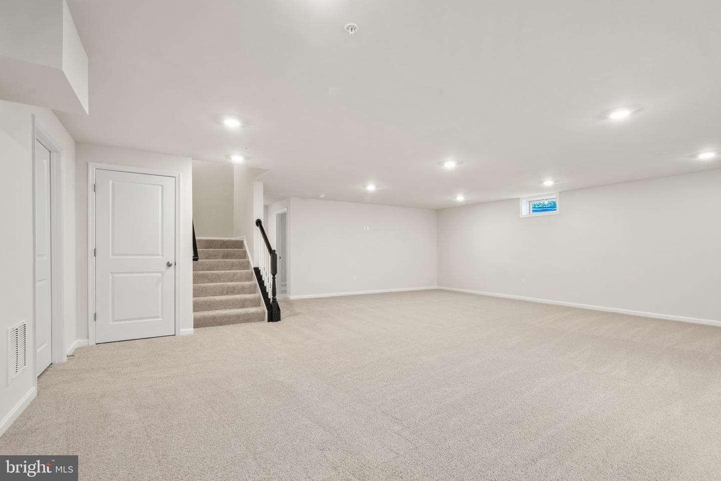 455 Ensemble Way photo 19