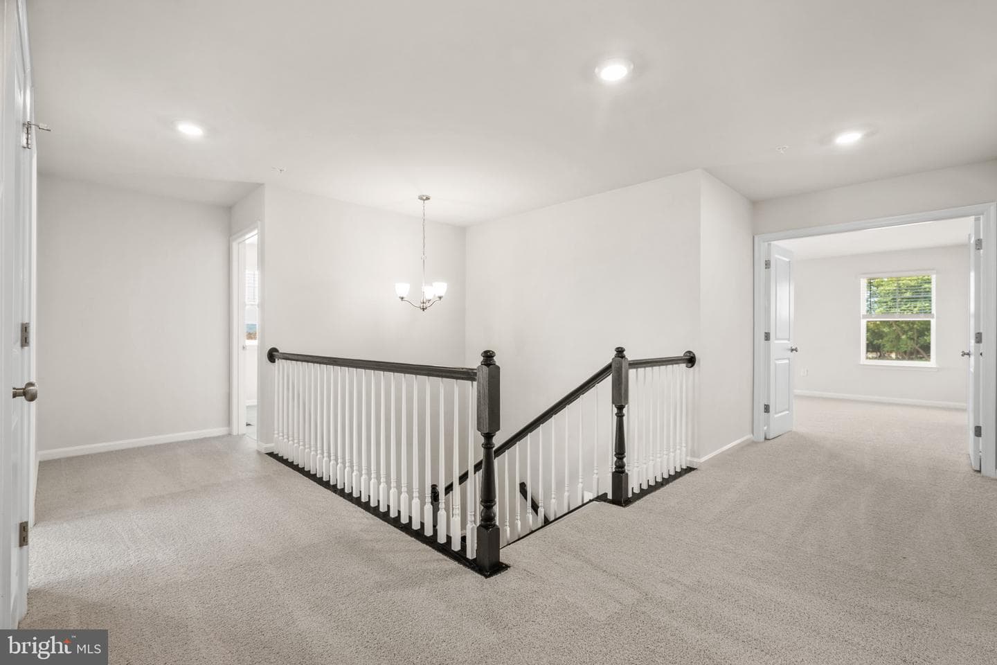 455 Ensemble Way photo 25