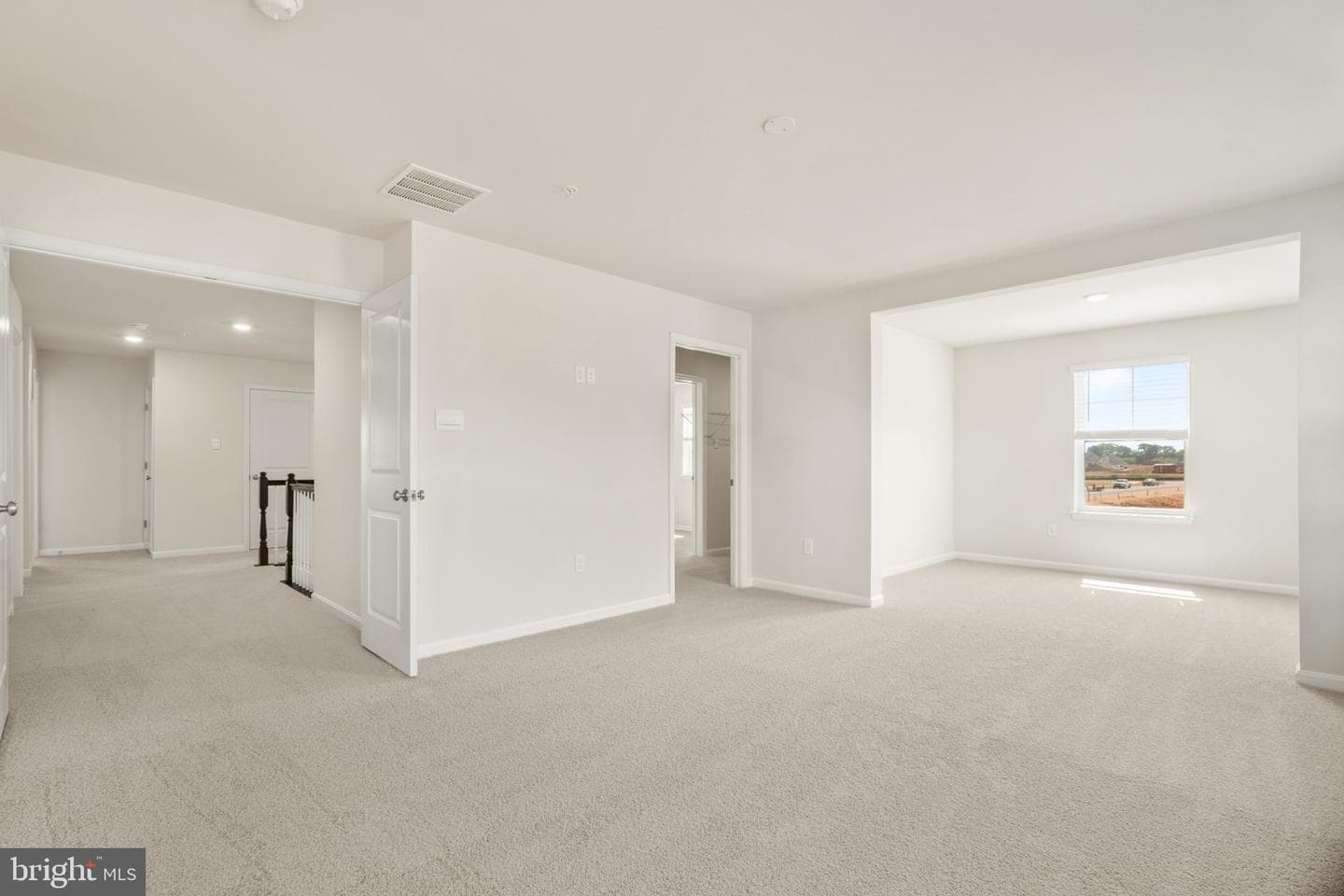 455 Ensemble Way photo 39