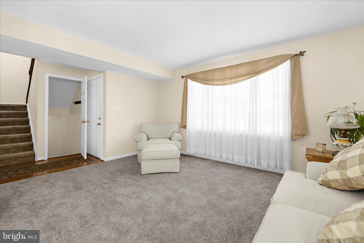 264 Providence Circle photo 13