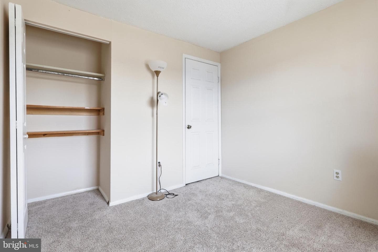 100 Saratoga Place photo 27