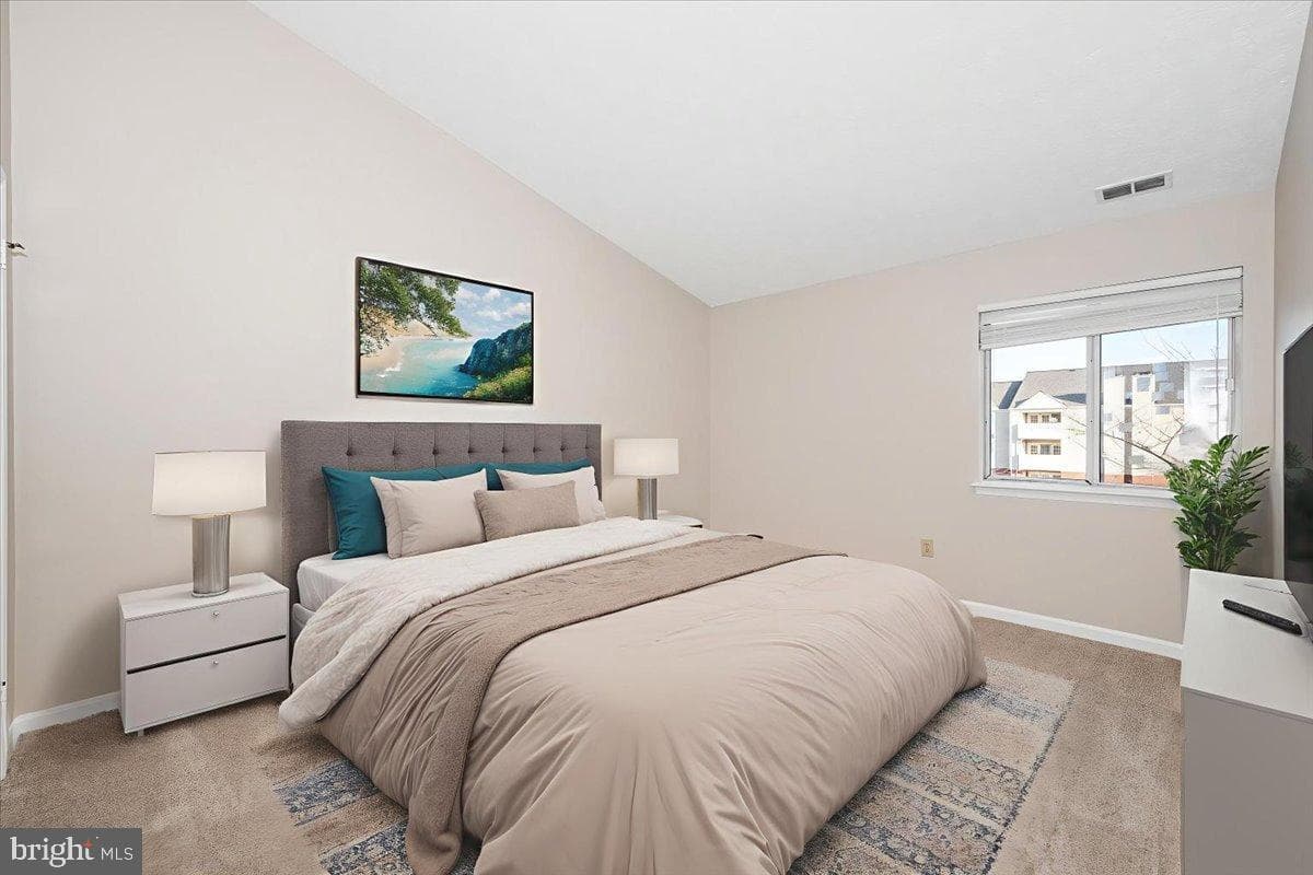 2129 Wainwright Court #2d photo 4