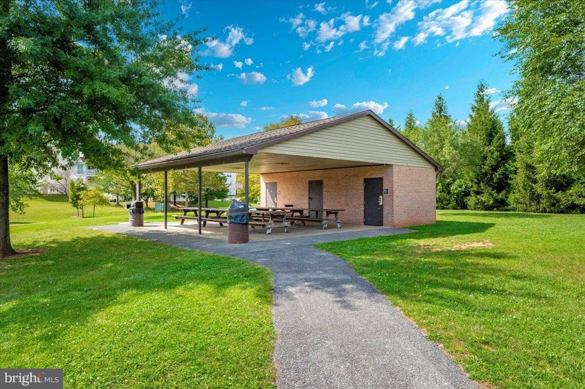 2129 Wainwright Court #2d photo 57