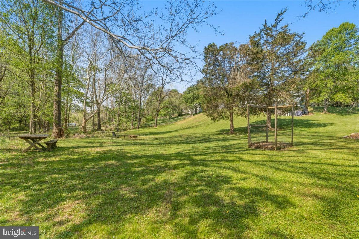 4389 Moleton Drive photo 50