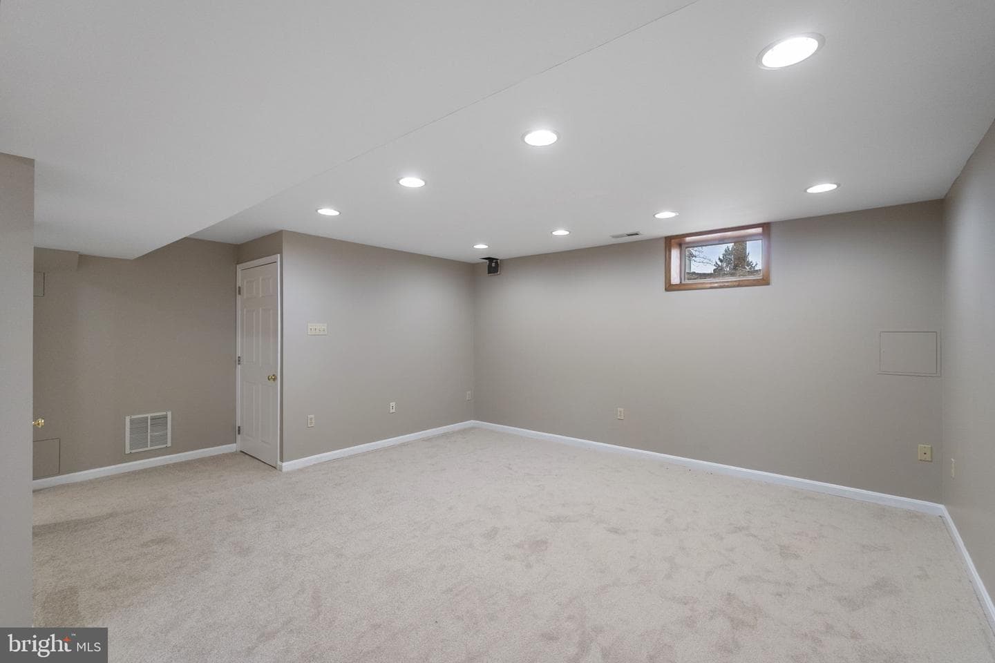 2107 Charlton House Way photo 10