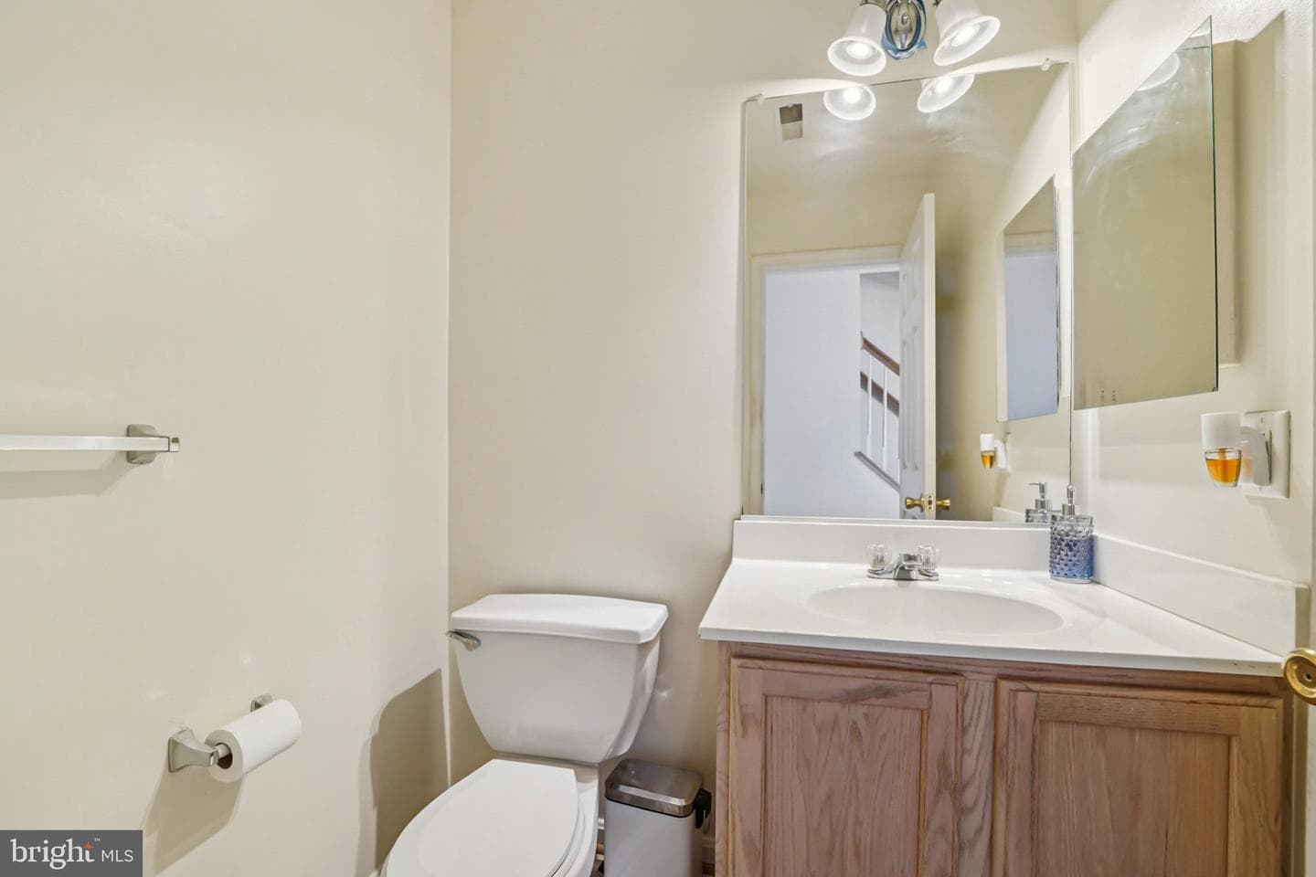 512 Ellison Court photo 18