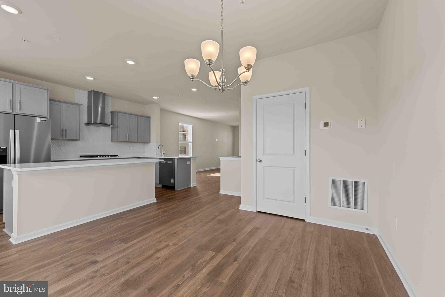 417 Ensemble Way photo 11