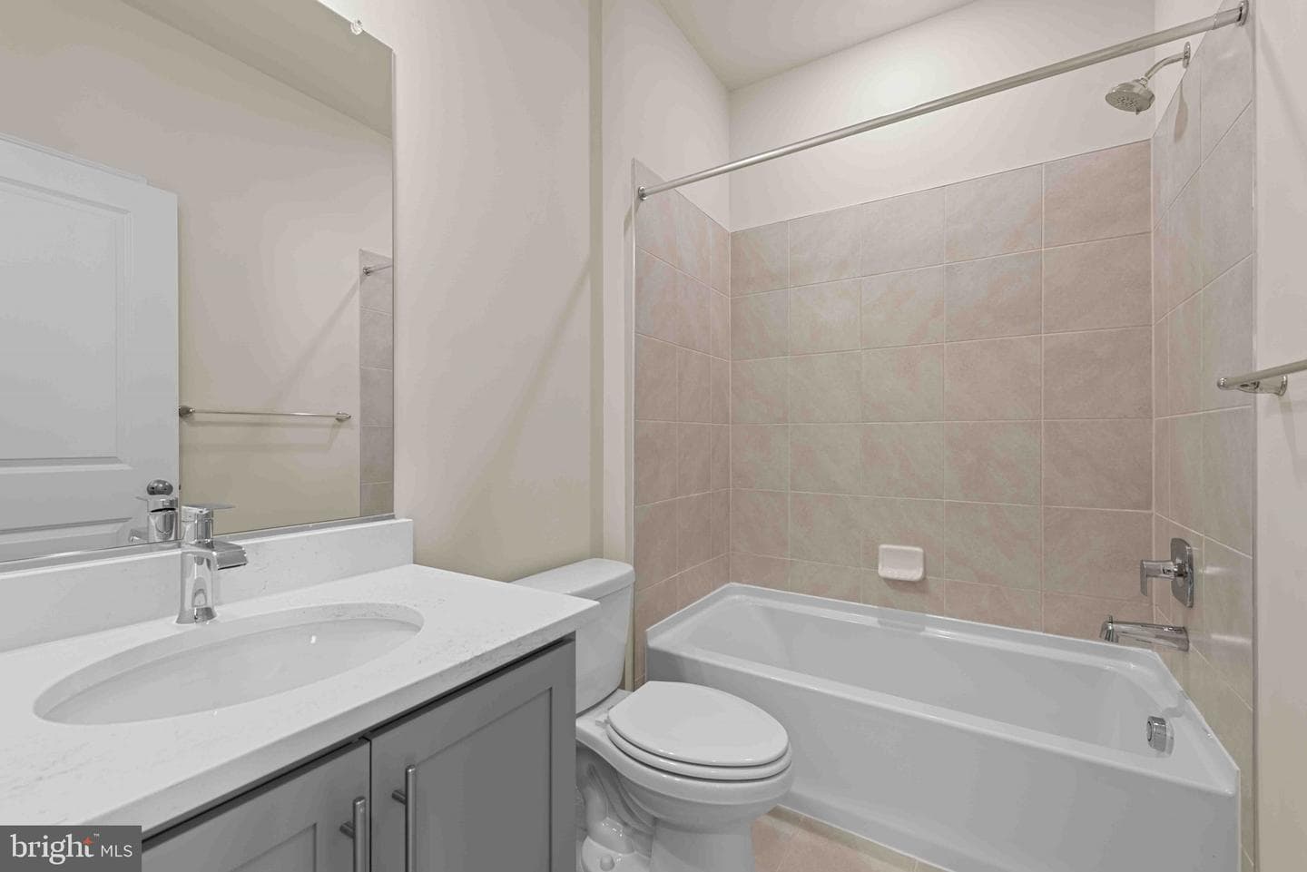 417 Ensemble Way photo 28