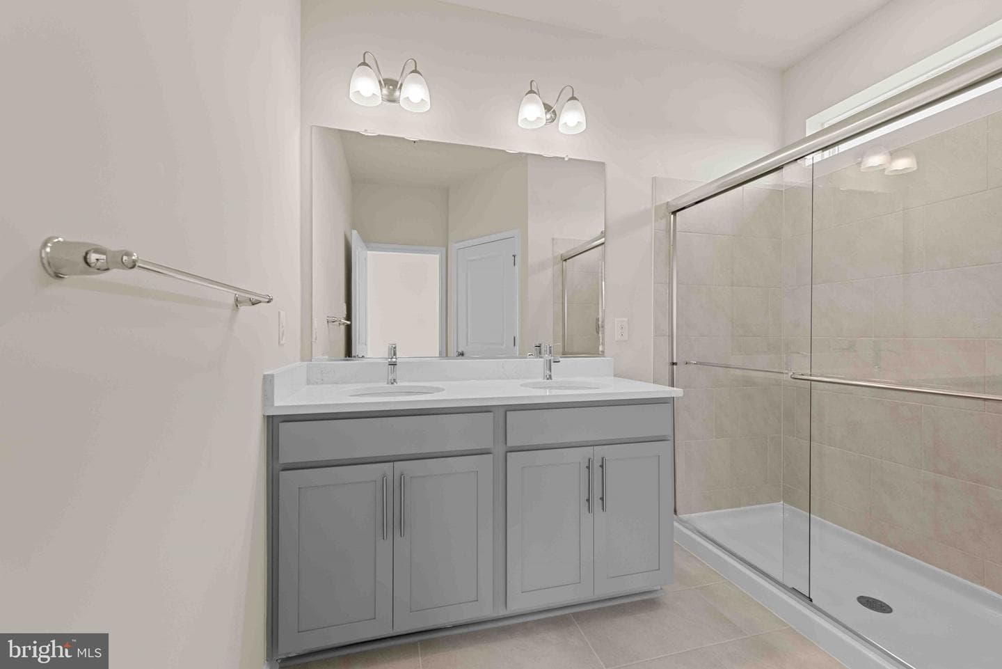 417 Ensemble Way photo 32