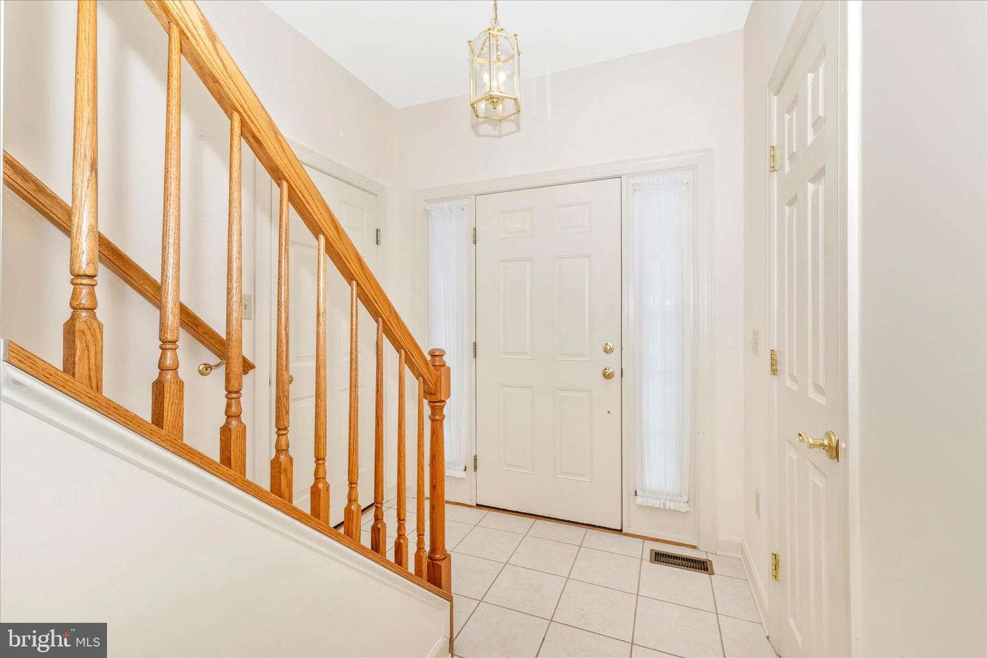 1 Keller Lane photo 3