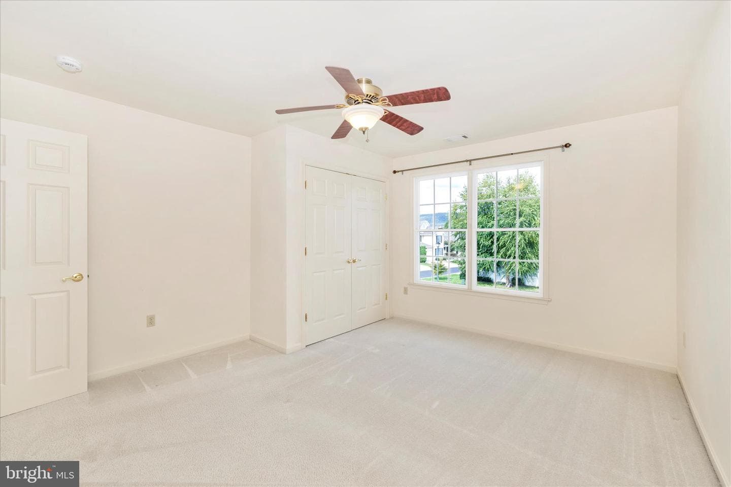 1 Keller Lane photo 32