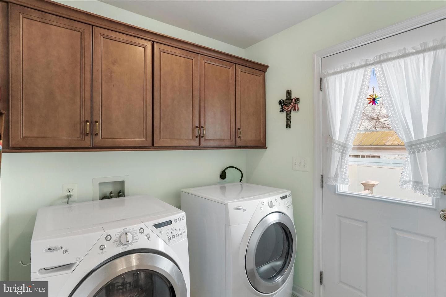 101 E Elizabeth Street photo 12