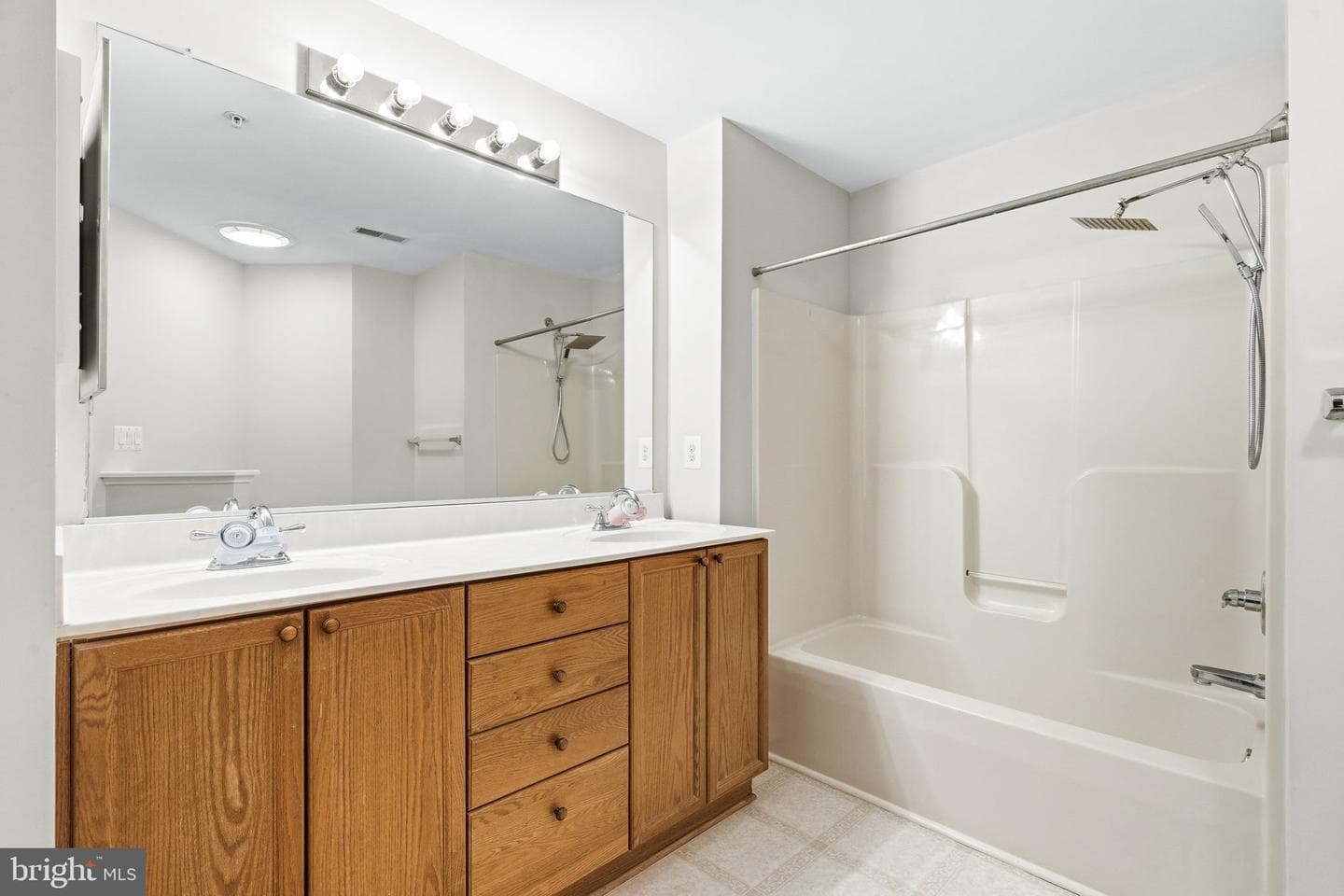 2503 Coleridge Drive #2a photo 24